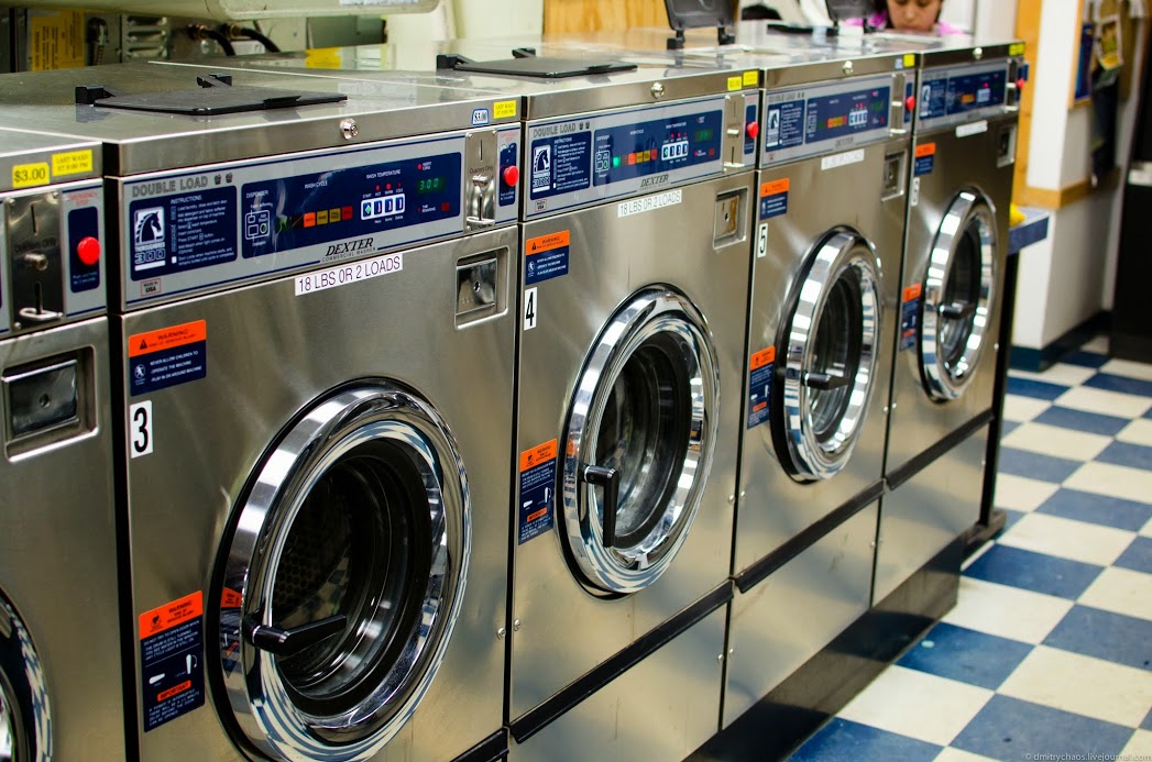 Місце для прання за невелику плату: розроблений бізнес-план створення мережі пралень самообслуговування (ландромат) в Києві